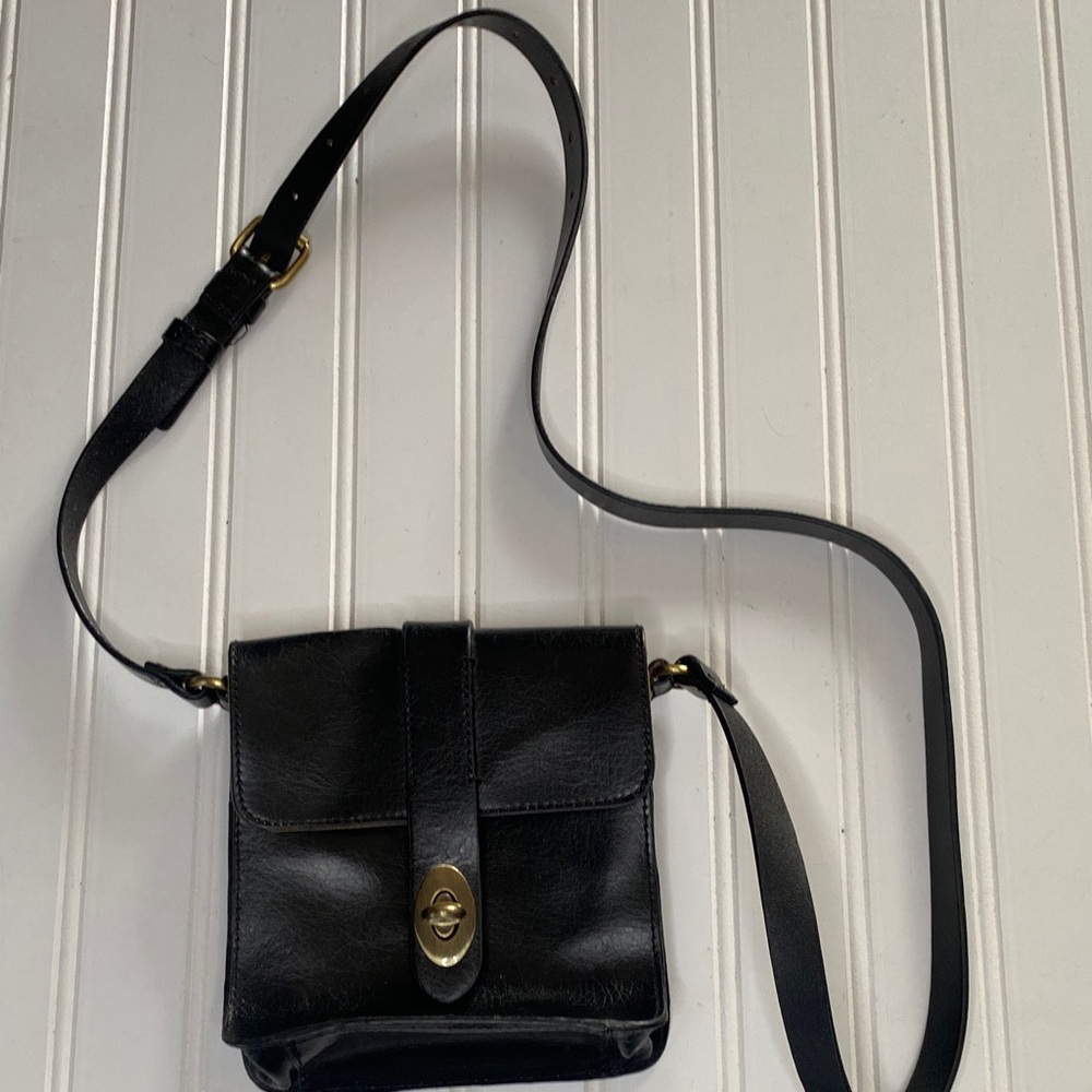 Vintage Kelsi dagger Elegant Black Leather Crossbody Bag